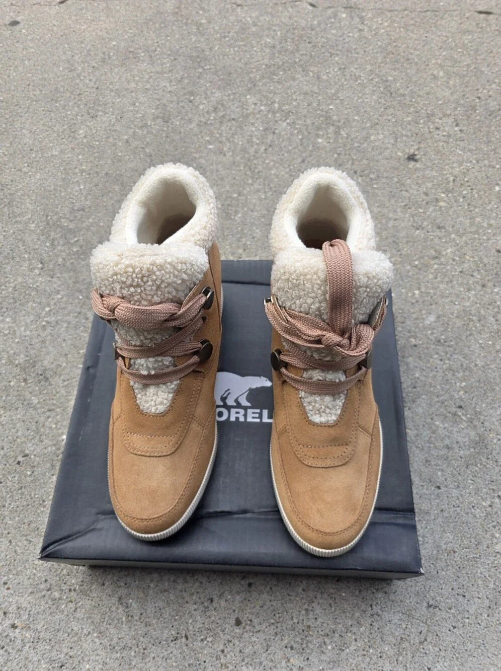 Sorel Kinetic Cozy Shearling-Trim Tan Women's Size 7.5